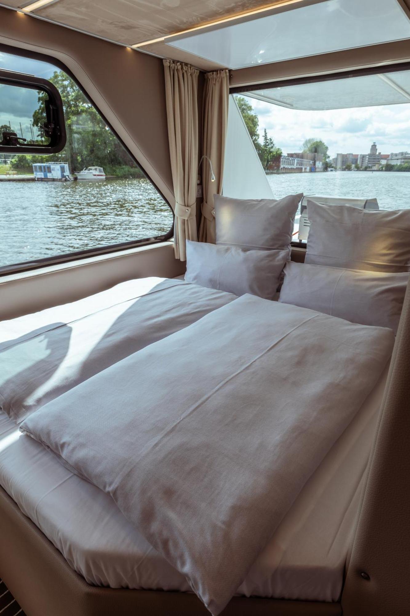Nena Hausboot Hotel Berlin Exterior photo