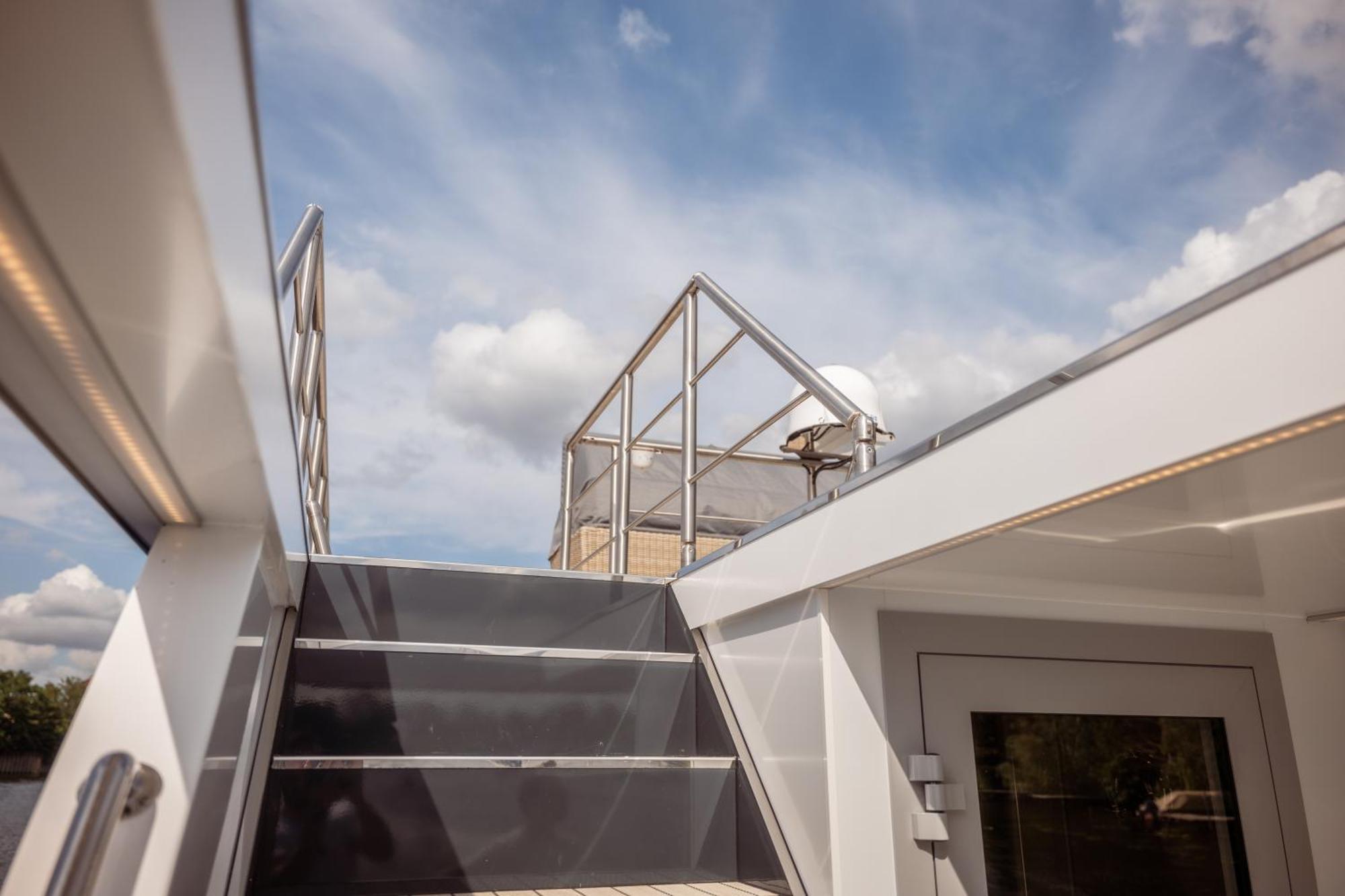 Nena Hausboot Hotel Berlin Exterior photo
