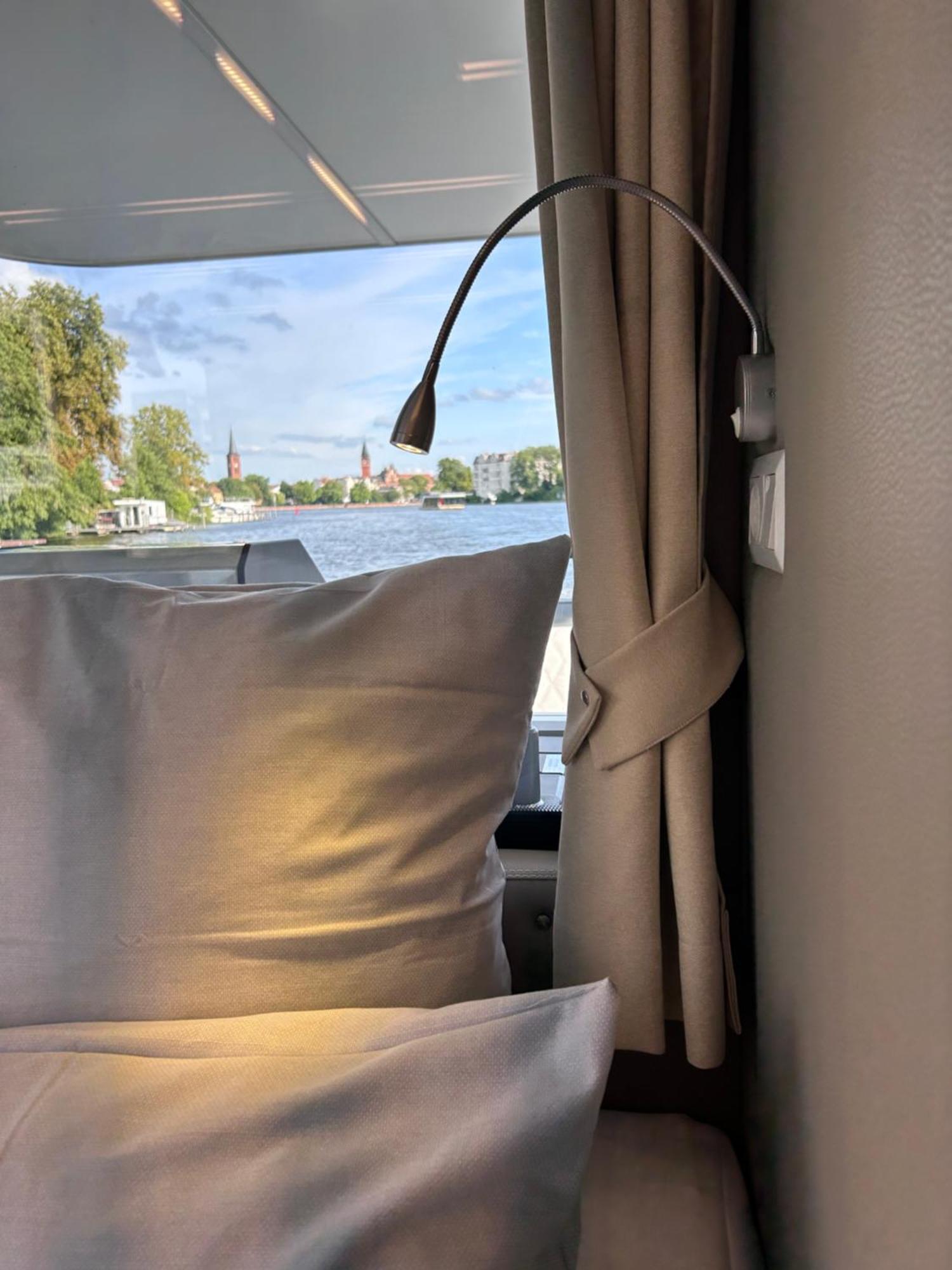 Nena Hausboot Hotel Berlin Exterior photo