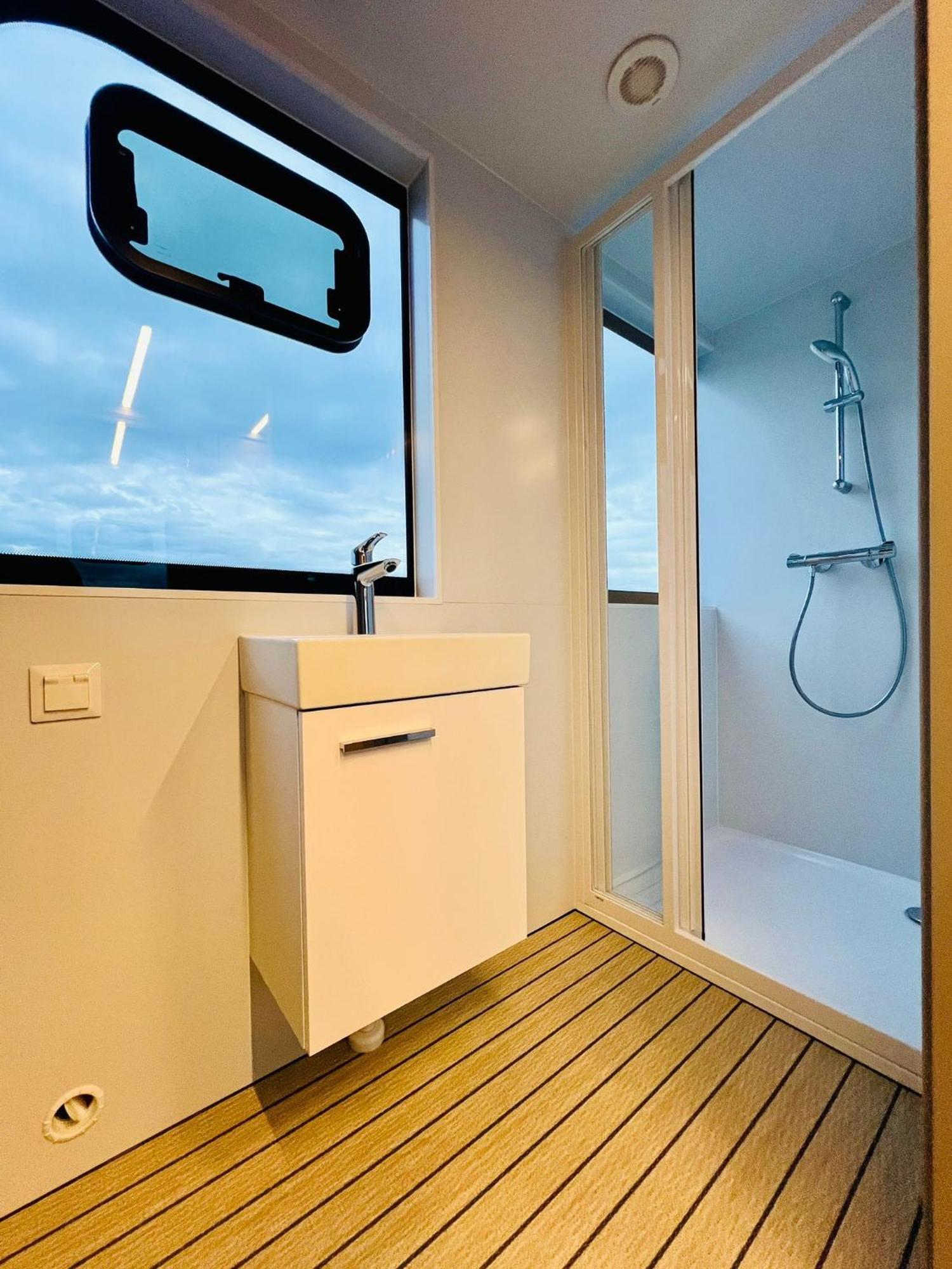 Nena Hausboot Hotel Berlin Exterior photo