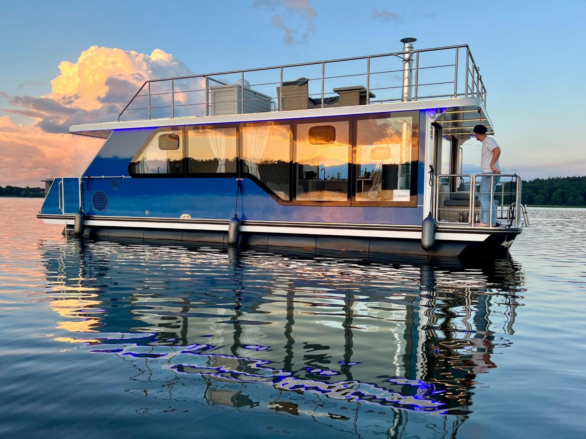 Nena Hausboot Hotel Berlin Exterior photo